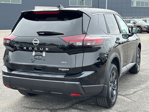 New 2026 Nissan Rogue SV image 5