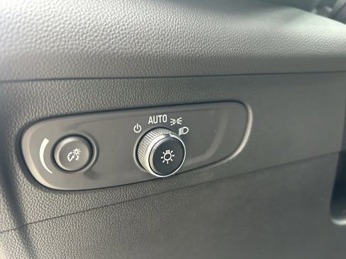 Used 2023 Buick Envision Essence w/ Sport Touring Package image 14