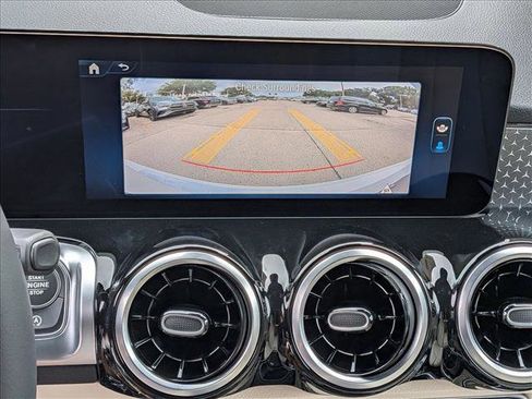 New 2026 Mercedes-Benz GLB 250 image 12