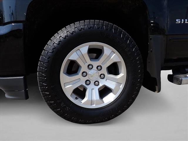 Used 2017 Chevrolet Silverado 1500 LT w/ All Star Edition AWD/4WD image 8