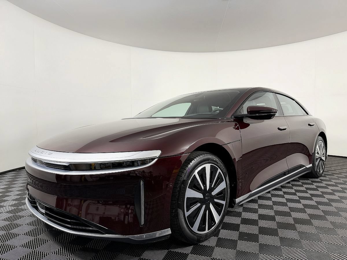 Used 2024 Lucid Air Touring AWD/4WD image 2
