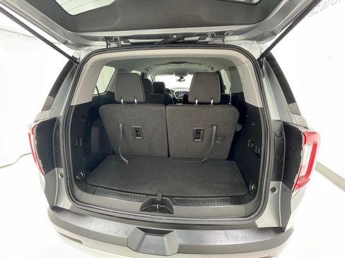 Used 2023 GMC Acadia SLE AWD/4WD image 7
