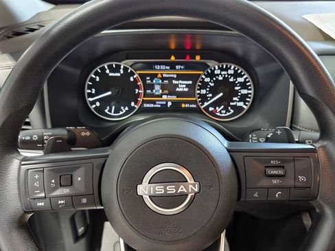 Used 2023 Nissan Rogue S FWD image 26