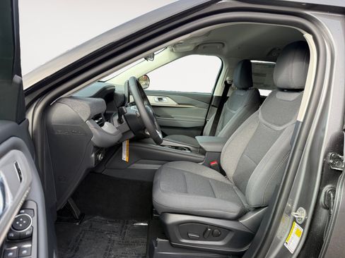 New 2026 Ford Explorer Active image 10