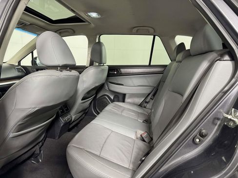 Used 2019 Subaru Outback 2.5i Limited AWD/4WD image 33