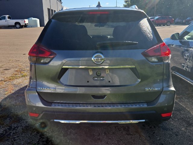 Certified 2020 Nissan Rogue SV w/ Premium Package AWD/4WD image 4