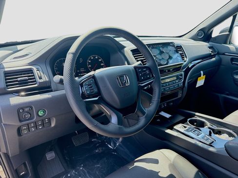 New 2026 Honda Ridgeline Black Edition image 9