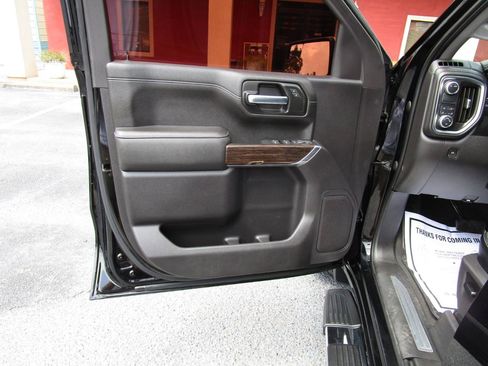 Used 2021 GMC Sierra 1500 SLE RWD image 20