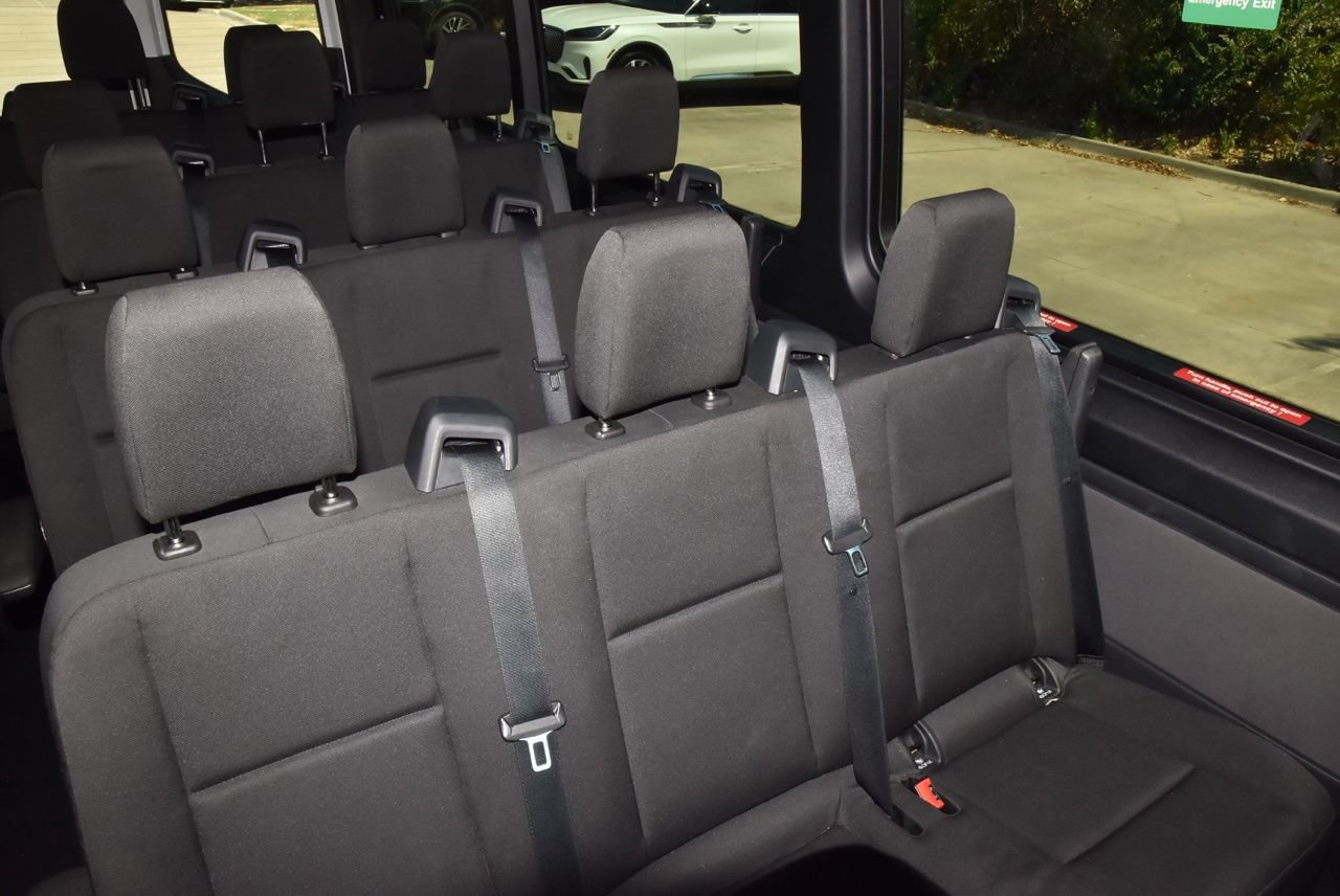 Used 2025 Mercedes-Benz Sprinter 2500 image 18