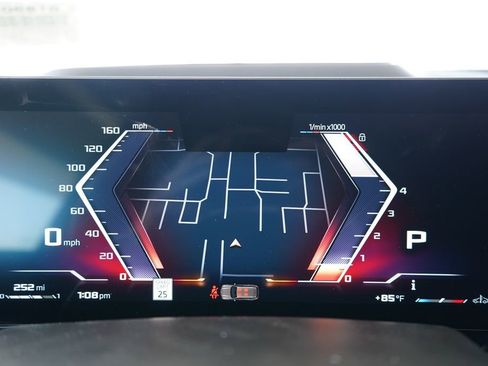 New 2025 BMW X7 M60i w/ Climate Comfort Package image 17