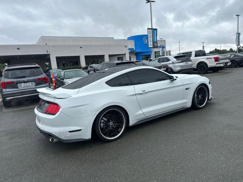 Used 2020 Ford Mustang GT Premium w/ GT Performance Package RWD image 3