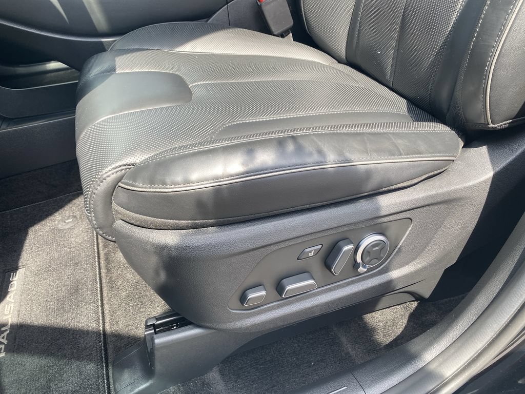 Used 2024 Hyundai Palisade Calligraphy FWD image 12