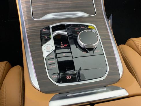 Used 2026 BMW X5 sDrive40i w/ Premium Package RWD image 15