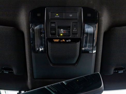 Used 2025 Lexus GX 550 550 Luxury+ w/ Accessory Package (2T) image 30