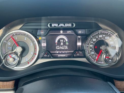 Used 2019 RAM 3500 Limited image 25