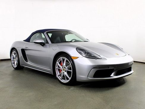 Certified 2025 Porsche 718 Boxster S image 9