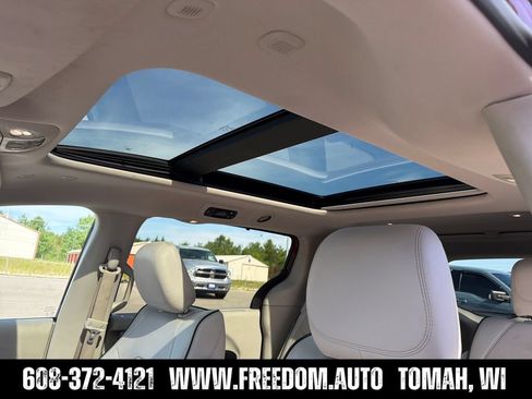 Used 2021 Chrysler Pacifica Limited w/ Premium & Safety Sphere Group AWD/4WD image 21