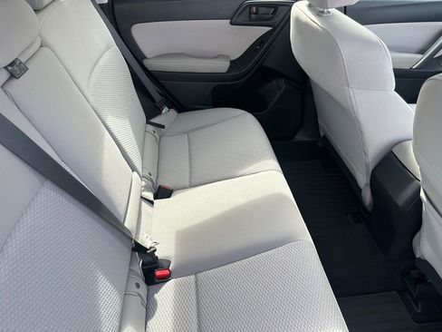 Used 2016 Subaru Forester 2.5i Premium image 17