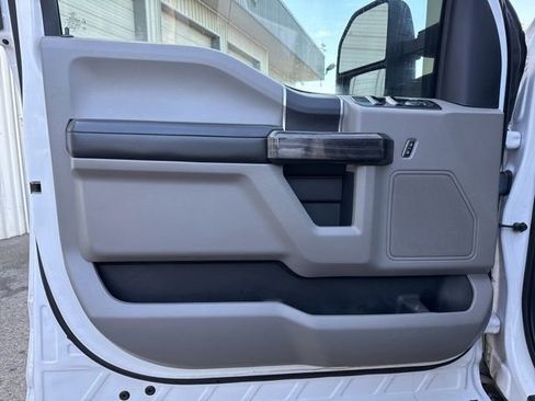 Used 2019 Ford F150 XLT w/ Trailer Tow Package image 21