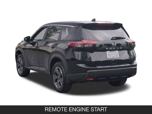 Used 2026 Nissan Rogue SV FWD image 7