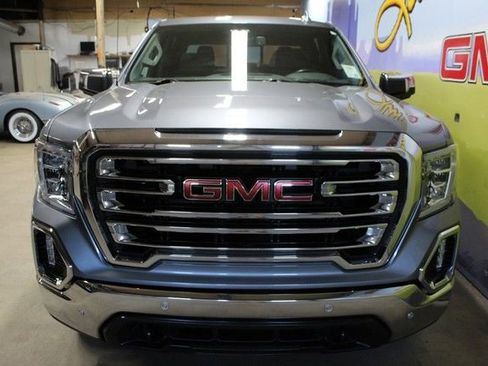 Used 2021 GMC Sierra 1500 SLT w/ SLT Premium Plus Package AWD/4WD image 2
