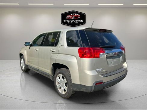 Used 2015 GMC Terrain SLE AWD/4WD image 3