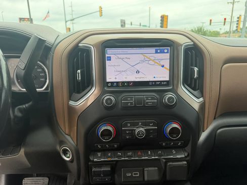 Used 2021 Chevrolet Silverado 2500 High Country w/ Z71 Off-Road Package AWD/4WD image 92