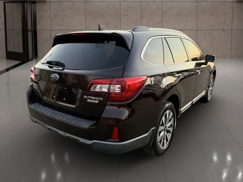 Used 2017 Subaru Outback 2.5i Touring w/ Popular Package #5A image 14