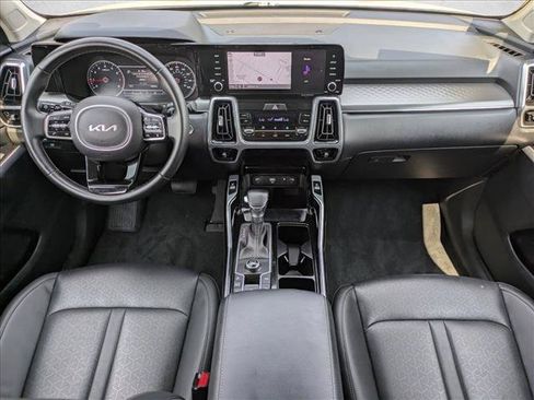 Used 2022 Kia Sorento SX FWD image 17