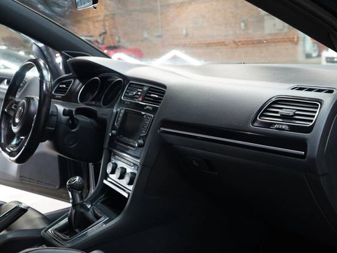 Used 2015 Volkswagen GTI Autobahn w/ Lighting Package (SEL) FWD image 48