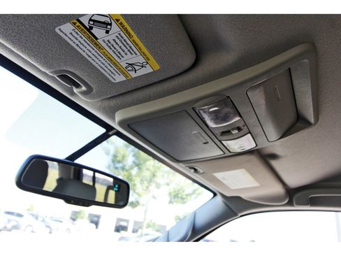 Used 2020 Nissan Frontier SV w/ Midnight Edition Floor Mats RWD image 22