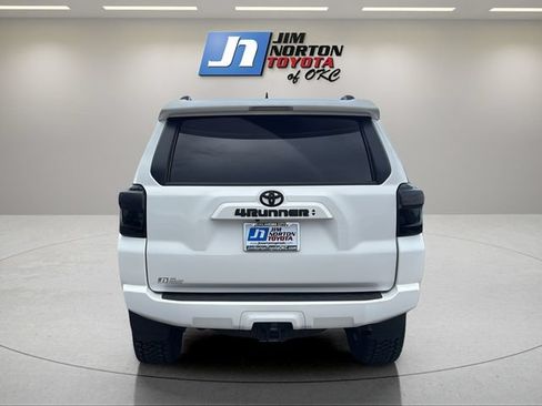 Used 2023 Toyota 4Runner SR5 Premium w/ Moonroof Package AWD/4WD image 6