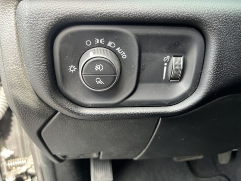 Used 2026 RAM 2500 Big Horn AWD/4WD image 16