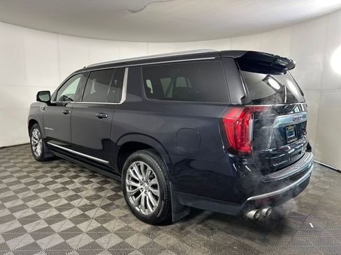 Used 2022 GMC Yukon XL Denali w/ Denali Ultimate Package image 5