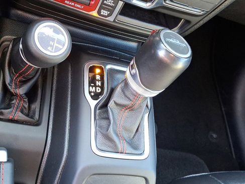 Certified 2022 Jeep Gladiator Rubicon w/ Cold Weather Group image 27