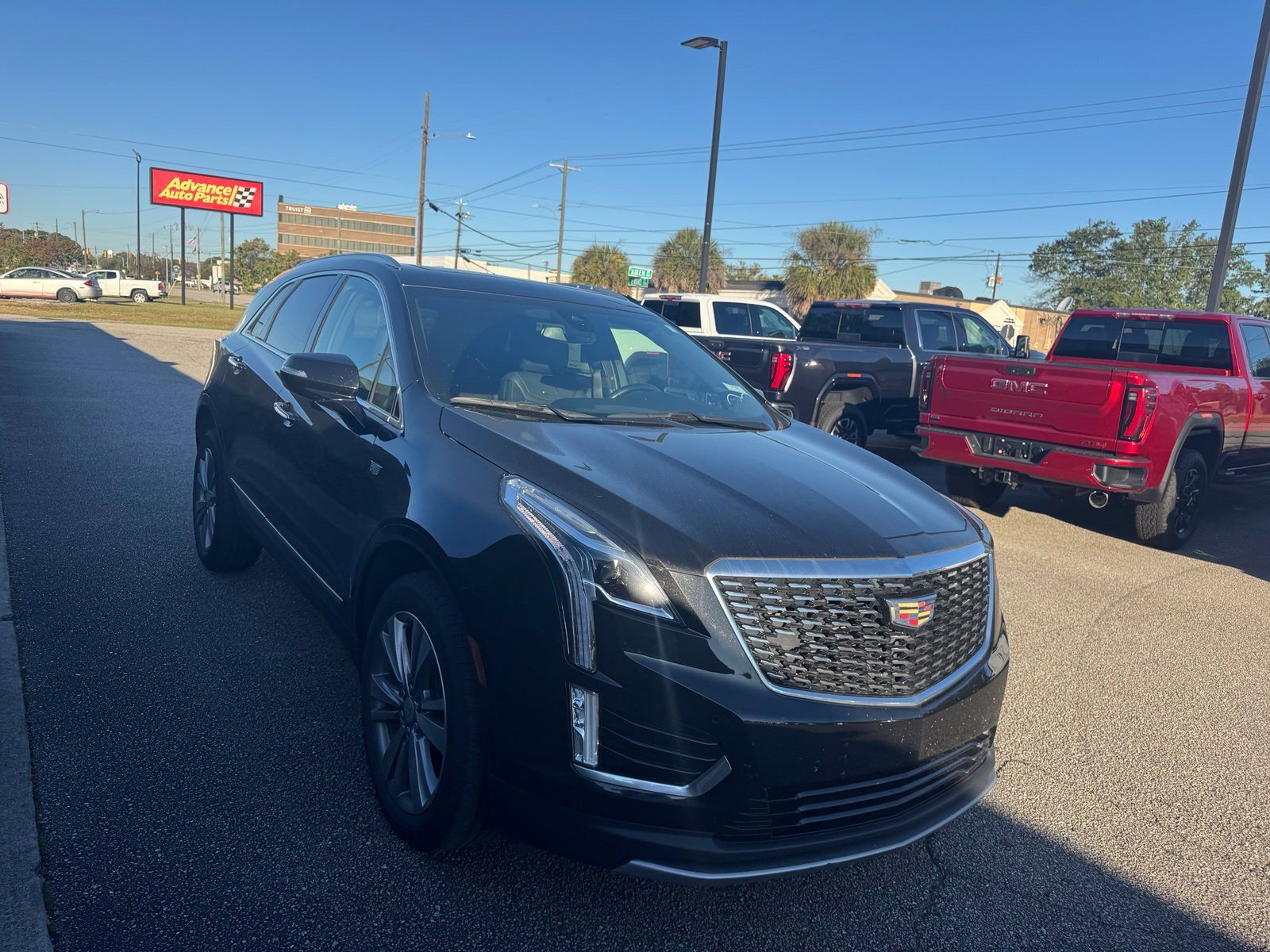 Used 2024 Cadillac XT5 Premium Luxury w/ LPO, Floor Liner Package AWD/4WD image 6