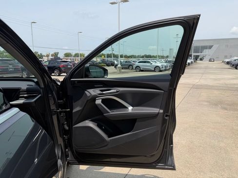 Used 2025 Audi Q5 Premium Plus w/ Premium Plus AWD/4WD image 31