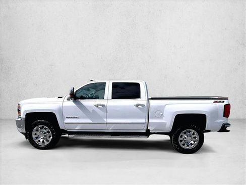 Used 2016 Chevrolet Silverado 2500 LTZ w/ Duramax Plus Package image 4