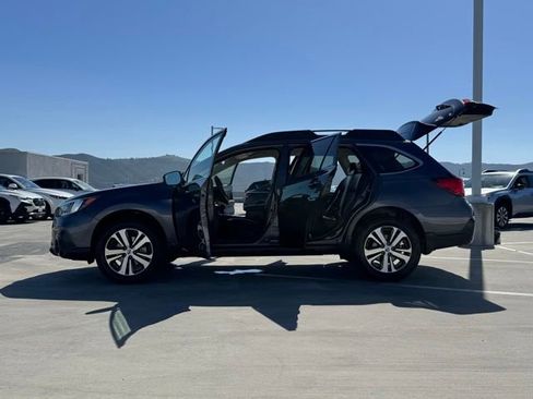 Used 2019 Subaru Outback 2.5i Limited w/ Popular Package #2 AWD/4WD image 28