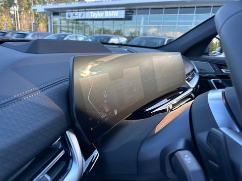 New 2026 BMW X2 xDrive28i w/ Technology Package AWD/4WD image 26