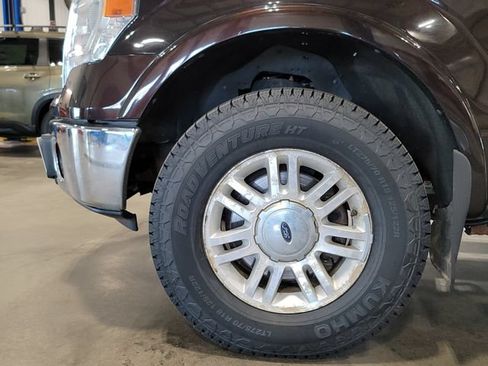 Used 2014 Ford F150 Lariat w/ Equipment Group 502A Luxury AWD/4WD image 13