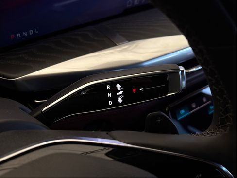 New 2026 Cadillac Escalade Luxury image 30