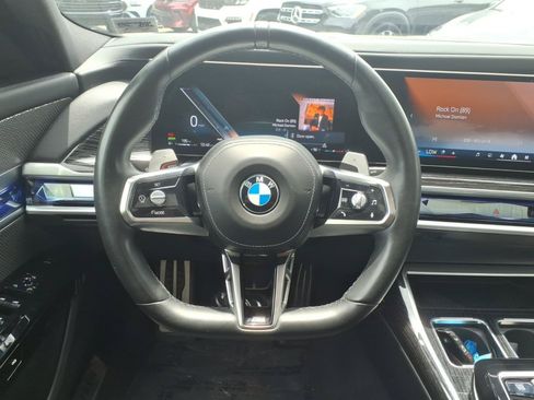 Used 2024 BMW 760i xDrive w/ Premium Package AWD/4WD image 12