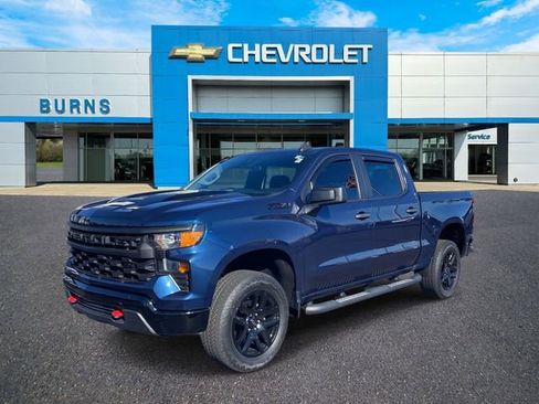 Used 2023 Chevrolet Silverado 1500 Custom Trail Boss w/ LPO, Dark Essentials Package image 1