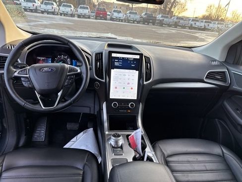 Used 2022 Ford Edge SEL w/ Convenience Package image 14