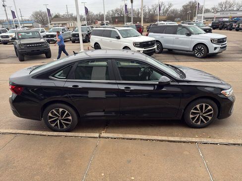 Used 2024 Volkswagen Jetta S image 4