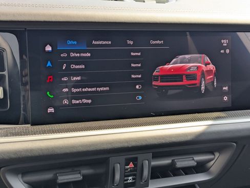 New 2026 Porsche Cayenne S image 18