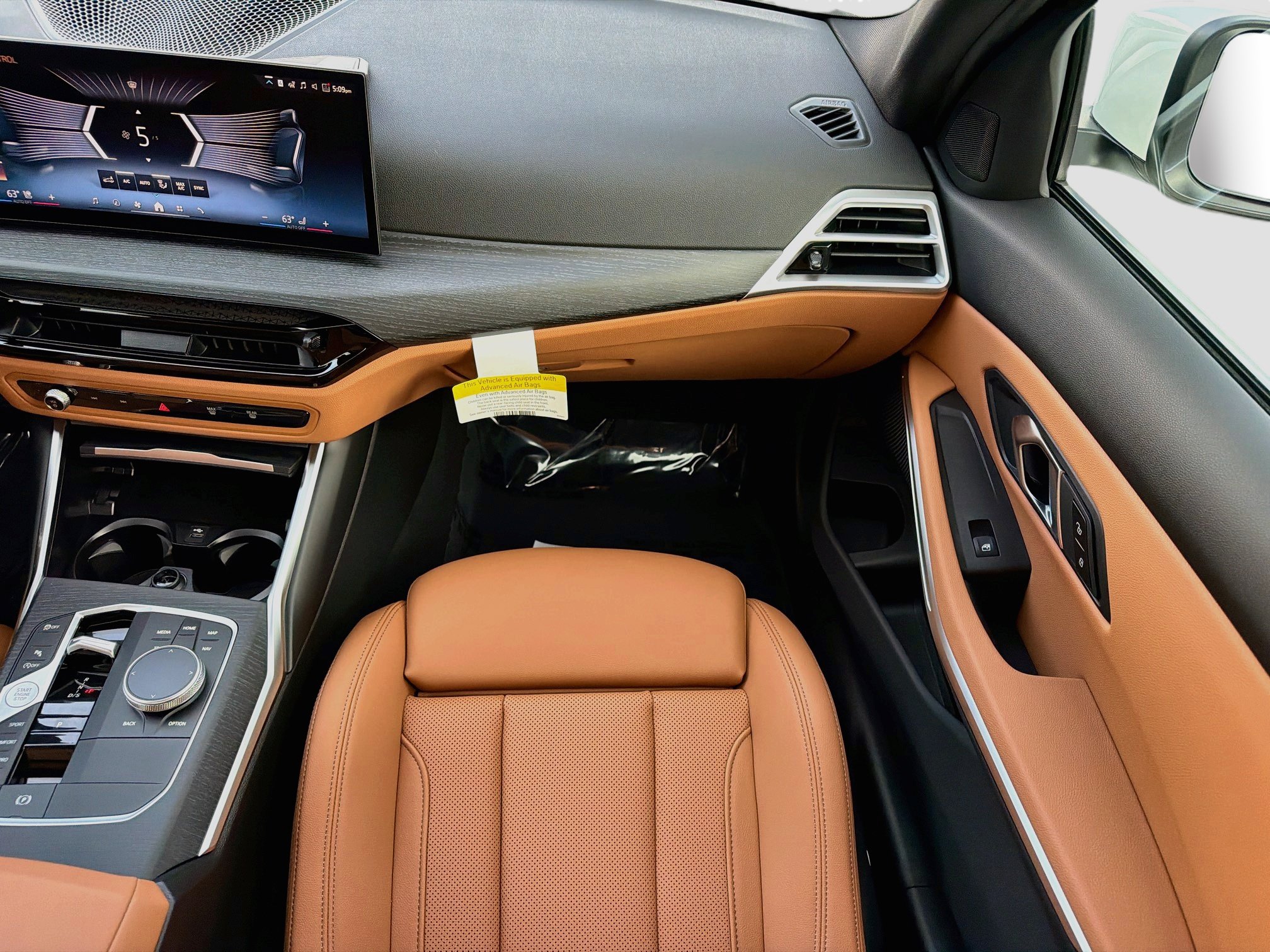 New 2026 BMW 330i Sedan RWD image 18