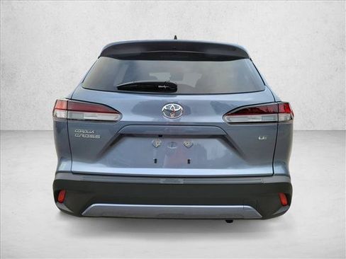 Used 2026 Toyota Corolla Cross LE w/ Moonroof Package FWD image 6