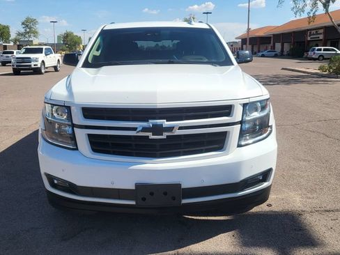 Used 2019 Chevrolet Tahoe Premier AWD/4WD image 3